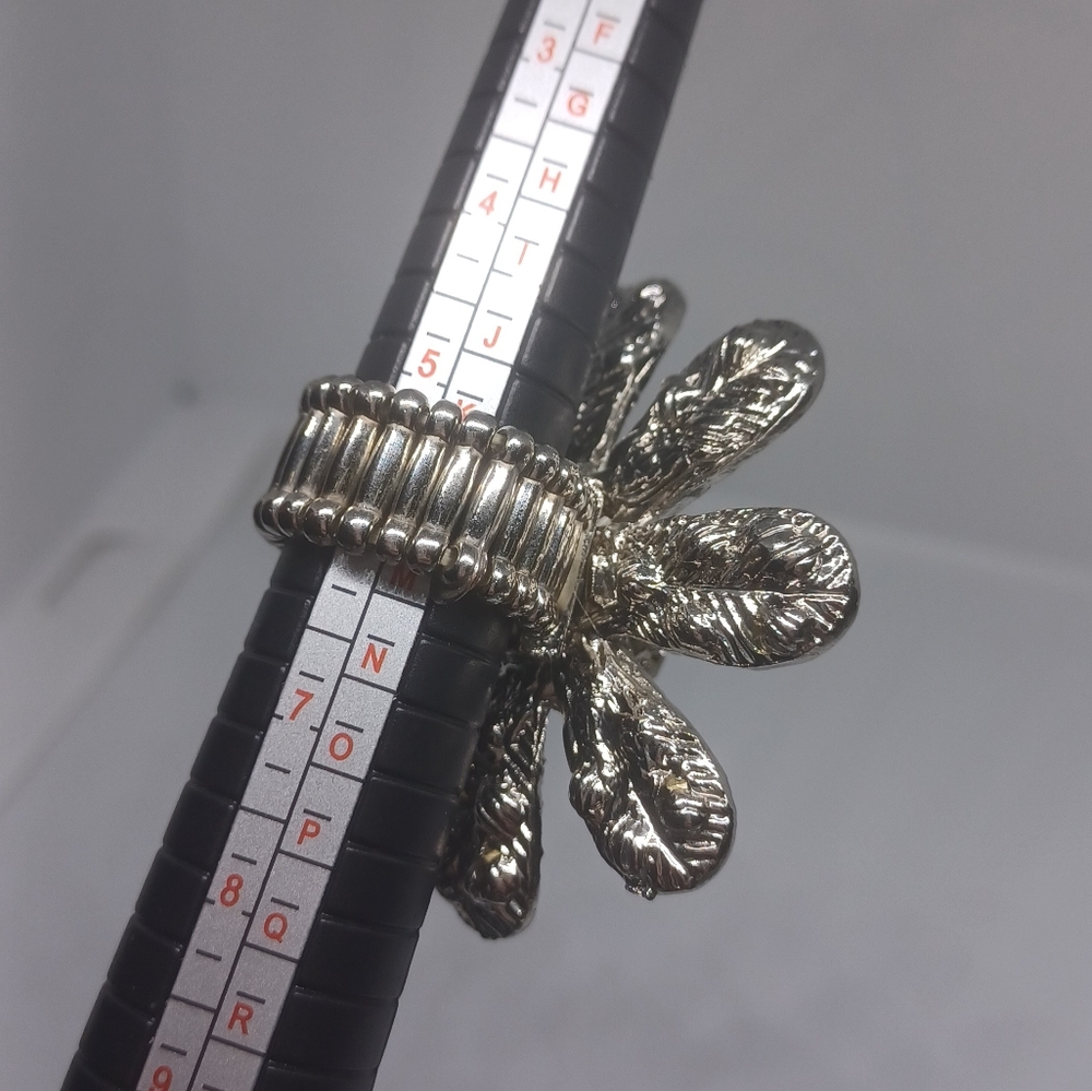 Silvertone Cocktail Rhinestone Flower Stretch Ring - Picture 8 of 13